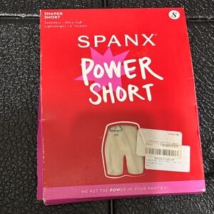 SPANX Power Short - Cream